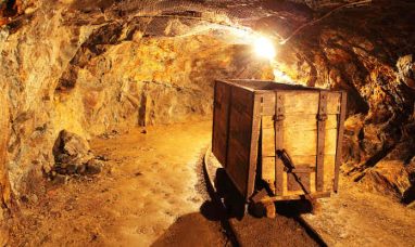 Peruvian Miners Demand Registry Extension