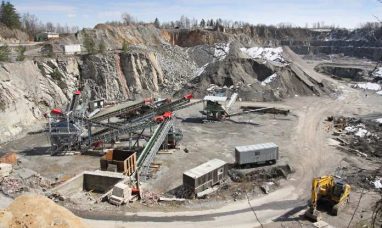 APPLIED GRAPHITE CHANGES NAME TO BULLFROG GOLD AND APPOINTS VP EXPLORATION